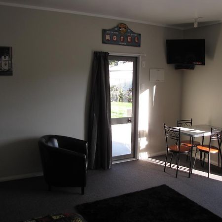 Cruz Inn Featherston Εξωτερικό φωτογραφία